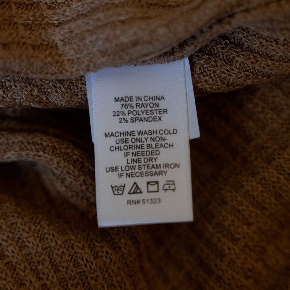 1. State Lattice V-Back Waffle Weave Sweater in Tan Size XS - Picture 8 of 8